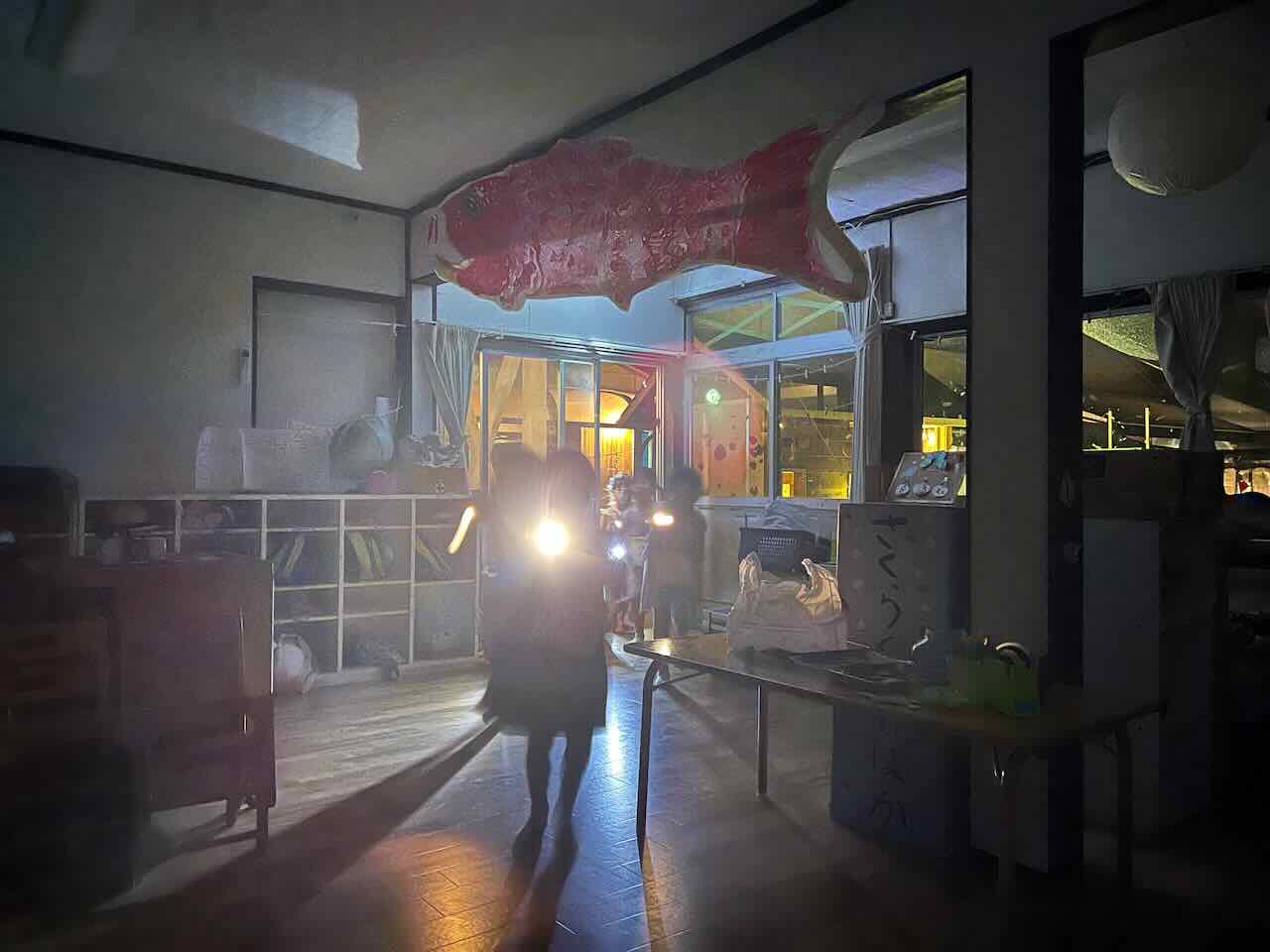 夜の幼稚園